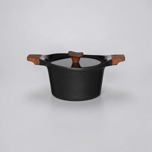 aelgmark black cast aluminum stock pot with glass lid and wood handles, 3L capacity, non-stick ceramic coating.