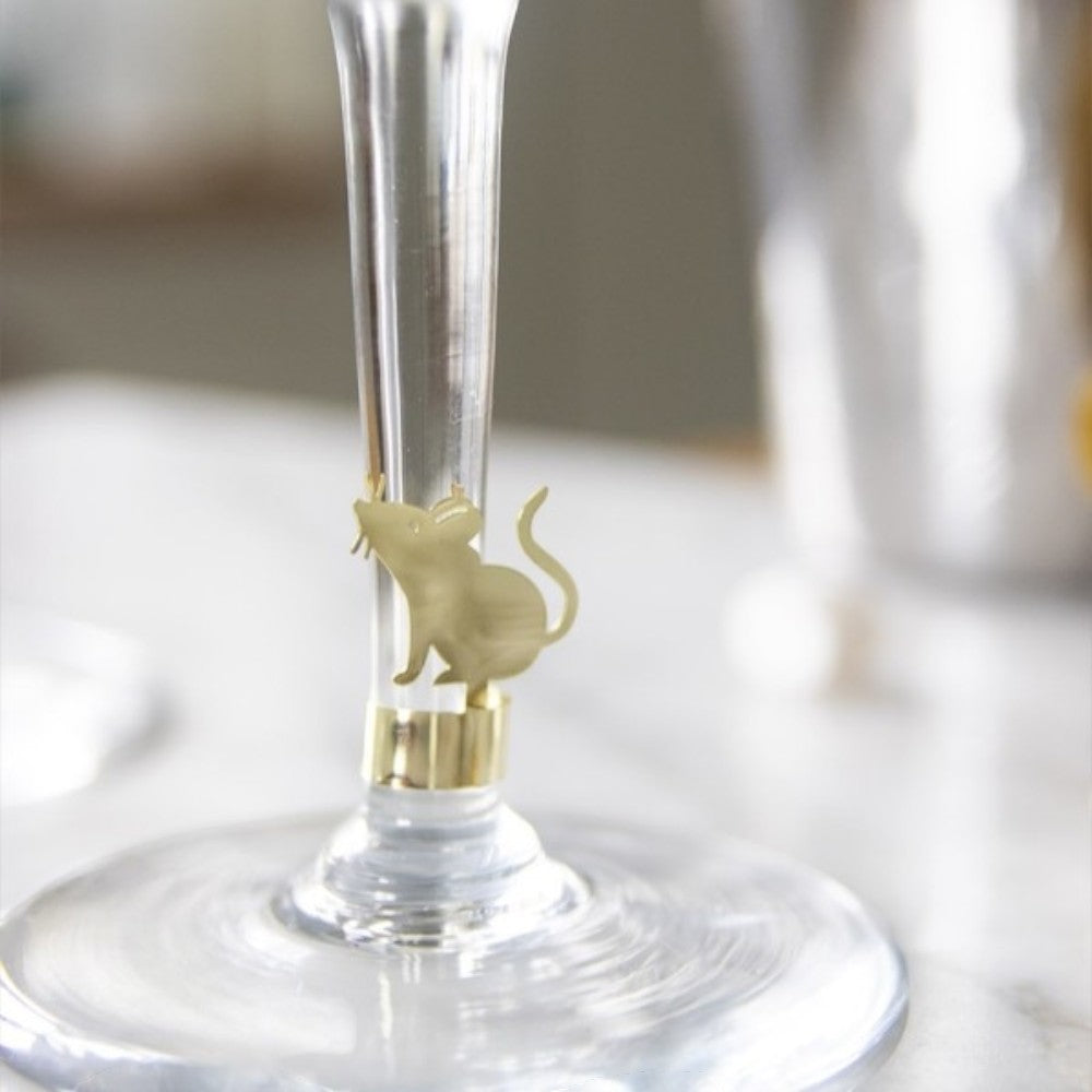 aelgmark brass mouse wine glass charms set of 6 for parties, identifying drinks.