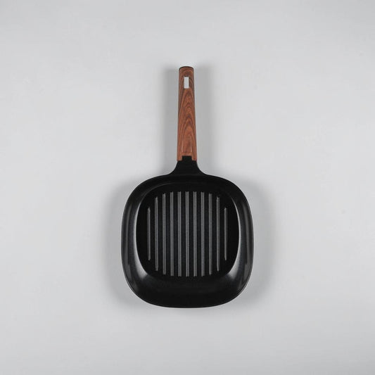 aelgmark cast aluminum grill pan with ceramic coating and wood-look handle. Perfect for searing meats and vegetables.