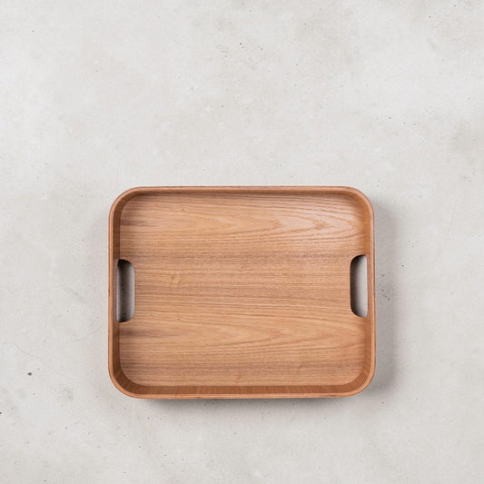 aelgmark Hanna oak serving tray with curved edges and integrated handles, ideal for kitchen or home use.