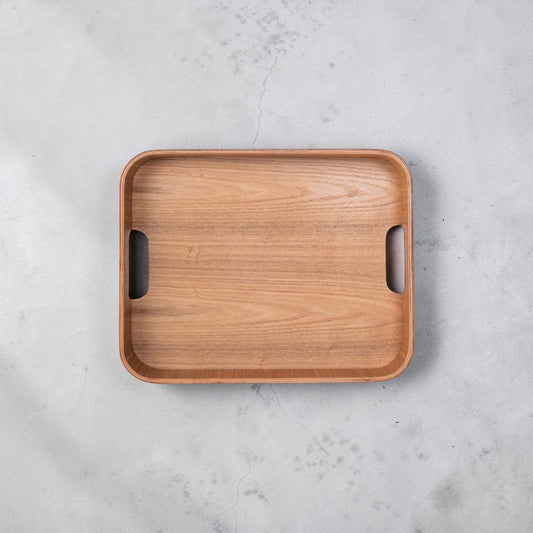 aelgmark Hanna oak serving tray with curved edges and integrated handles, ideal for kitchen or home use.