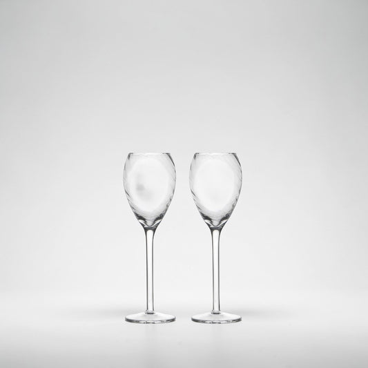 aelgmark champagne flutes with a subtle twisted glass design, 160ml capacity, set of 6.